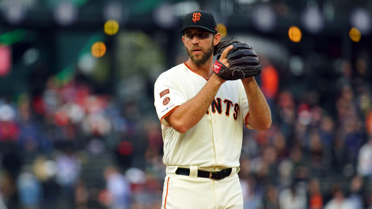 SAN FRANCISCO, CA - JULY 18: Madison Bumgarner #40 of the San Francisco Giants pitches against the New York Mets at Oracle Park on Thursday, July 18, 2019 in San Francisco, California.