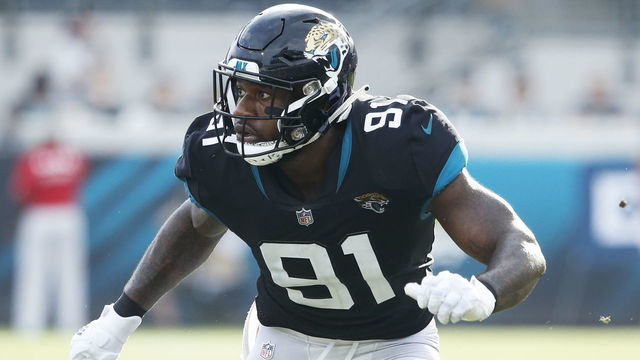 JACKSONVILLE, FL - DECEMBER 02: Yannick Ngakoue #91 of the Jacksonville Jaguars in action during the game against the Indianapolis Colts at TIAA Bank Field on December 2, 2018 in Jacksonville, Florida. The Jaguars won 6-0.