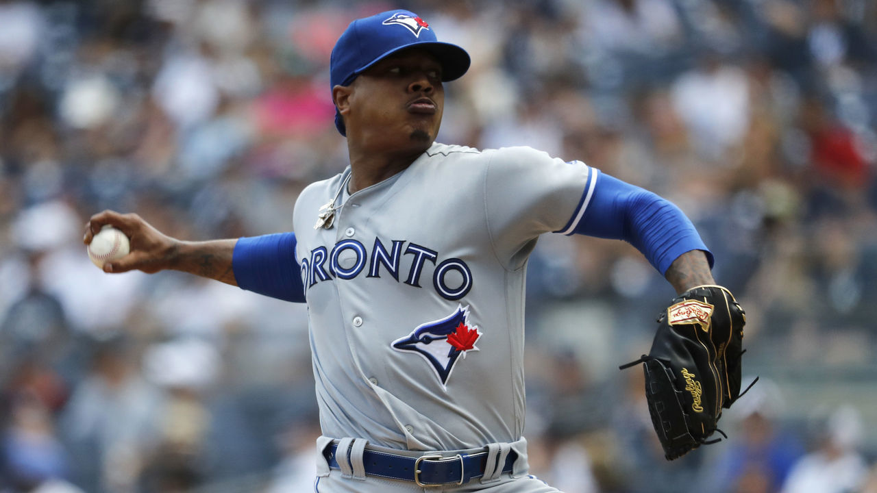 NEW YORK, NEW YORK - JULY 14: Marcus Stroman #6 of the Toronto Blue Jays pitches against the New York Yankees during the first inning at Yankee Stadium on July 14, 2019 in New York City.