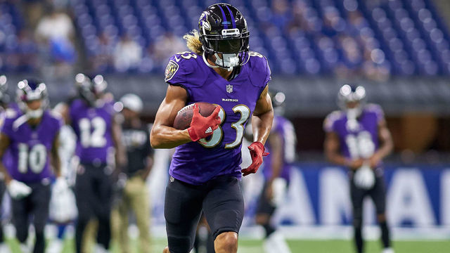 INDIANAPOLIS, IN - AUGUST 20: Baltimore Ravens wide receiver Willie Snead (83) warms up with the football prior to game action during the preseason NFL game between the Indianapolis Colts and the Baltimore Ravens on August 20, 2018 at Lucas Oil Stadium in Indianapolis, Indiana.