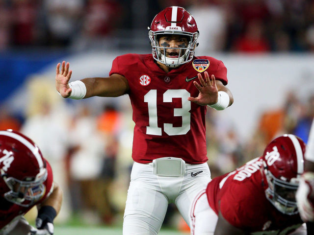 MIAMI GARDENS, FL - DECEMBER 29: Alabama Crimson Tide quarterback Tua Tagovailoa (13) changes the play at the line against the Oklahoma Sooners during the first quarter of the CFP Semifinal at the Orange Bowl on December 29, 2018 at Hard Rock Stadium in Miami Gardens, Florida.