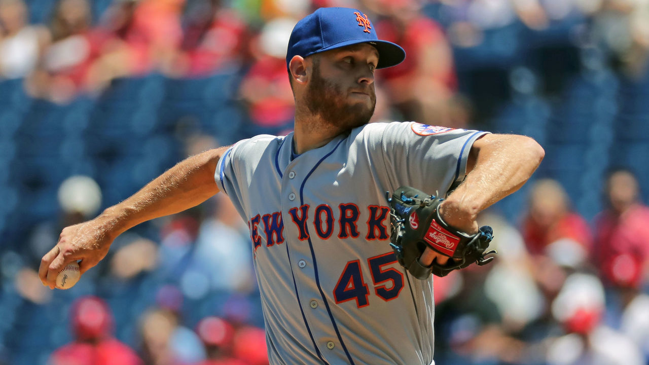 PHILADELPHIA, PA - JUNE 27: Zack Wheeler #45 of the New York Mets throws a pitch during a game against the Philadelphia Phillies at Citizens Bank Park on June 27, 2019 in Philadelphia, Pennsylvania. The Phillies won 6-3.