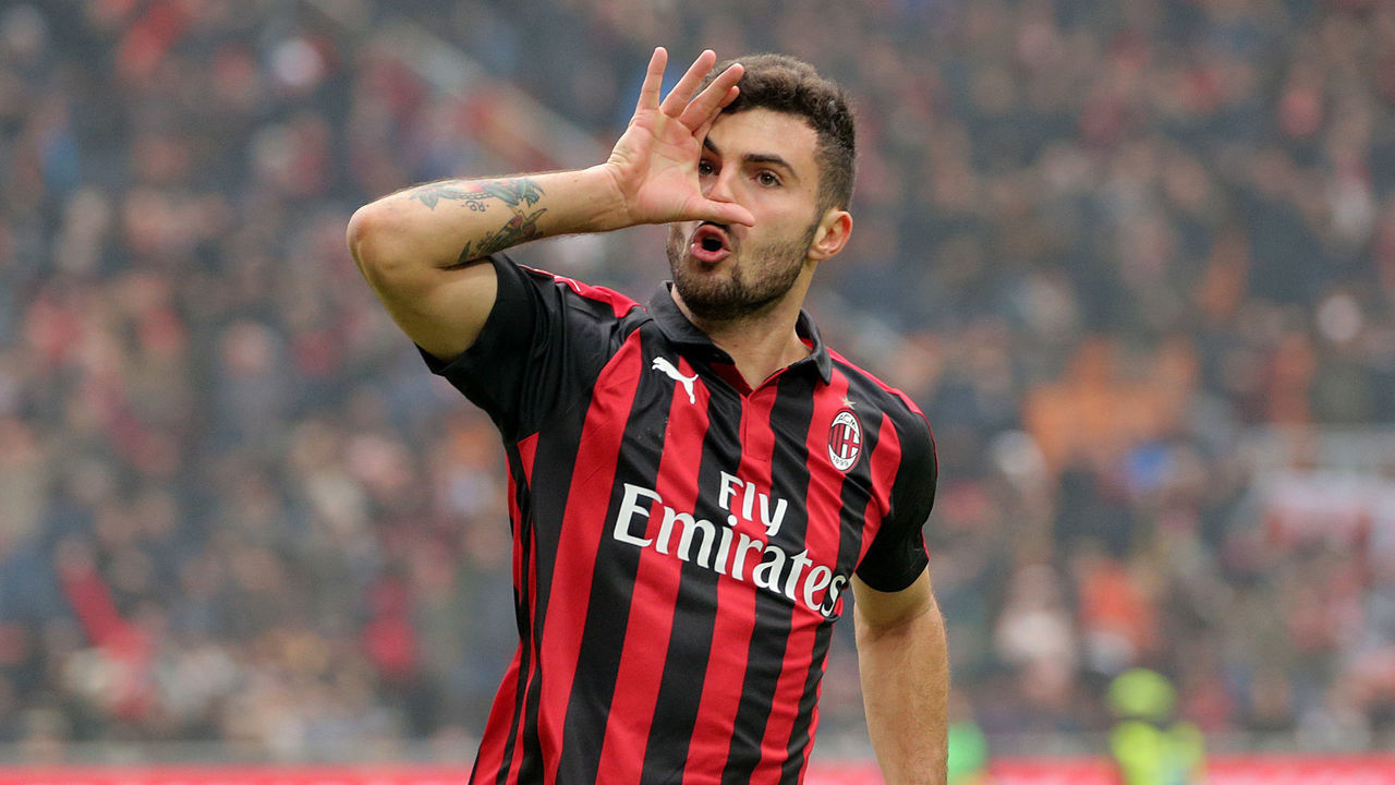 Patrick Cutrone #63 of AC Milan celebrates after scoring the his goal during the serie A match between AC Milan and Parma Calcio 1913 at Stadio Giuseppe Meazza on December 02, 2018 in Milan, Italy.