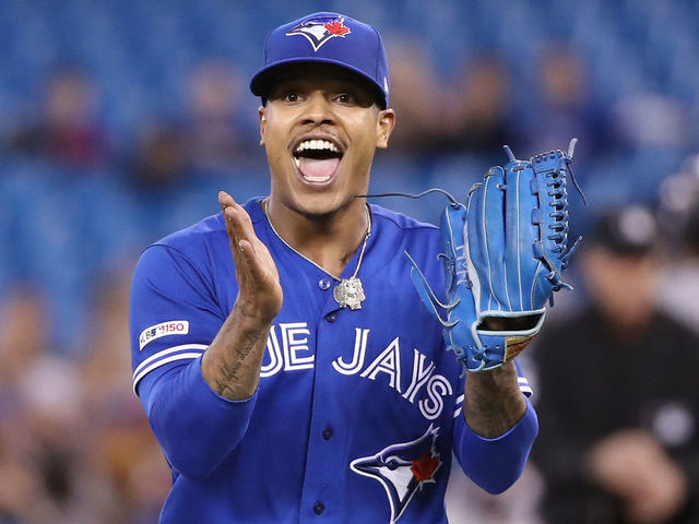 theScore - Marcus Stroman tweets that he's open to joining