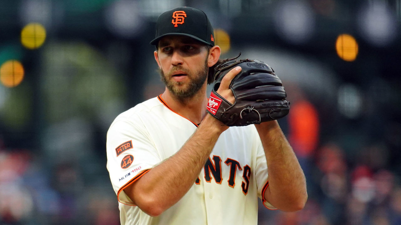 SAN FRANCISCO, CA - JULY 18: Madison Bumgarner #40 of the San Francisco Giants pitches against the New York Mets at Oracle Park on Thursday, July 18, 2019 in San Francisco, California.