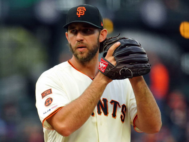 SAN FRANCISCO, CA - JULY 18: Madison Bumgarner #40 of the San Francisco Giants pitches against the New York Mets at Oracle Park on Thursday, July 18, 2019 in San Francisco, California.