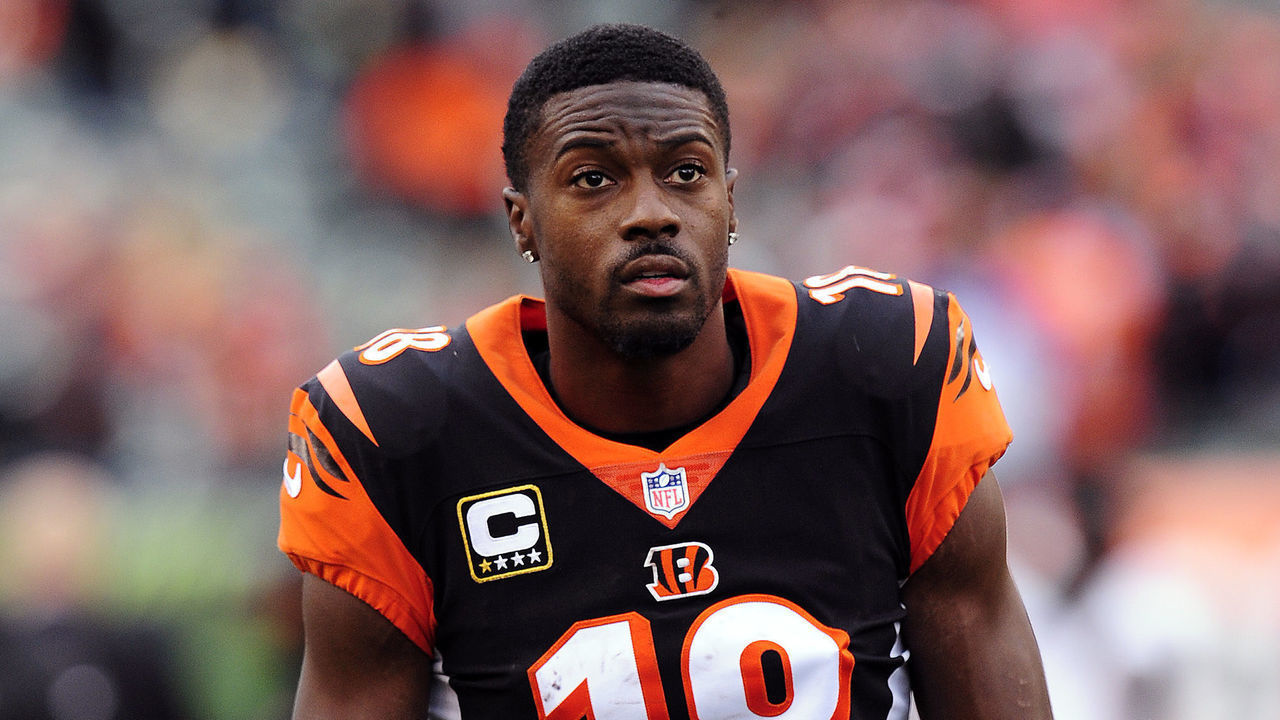 CINCINNATI, OH - OCTOBER 28: Cincinnati Bengals Wide Receiver A.J. Green (18) walks off of the field at the conclusion of the NFL football game between the Tampa Bay Buccaneers and the Cincinnati Bengals on October 28, 2018, at Paul Brown Stadium in Cincinnati, Ohio.