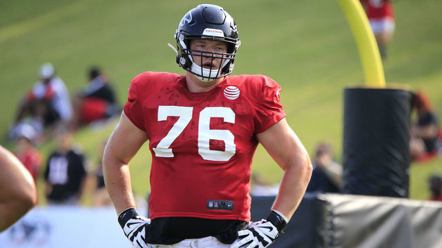 FLOWERY BRANCH, GA - JULY 28: Atlanta Falcons offensive tackle Kaleb McGary (76) during Training Camp on July 28, 2019 at the Atlanta Falcons Training Facility in Flowery Branch, GA.