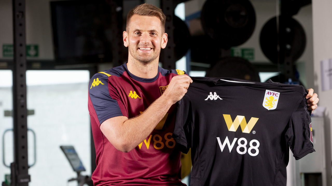 BIRMINGHAM, ENGLAND - AUGUST 01 : New signing Tom Heaton of Aston Villa poses for a picture at the Aston Villa Bodymoor Heath training ground on August 01, 2019 in Birmingham, England.