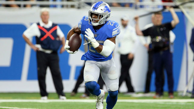 Detroit Lions running back Theo Riddick (25) carries the ball during the first half of an NFL football game against the Minnesota Vikings in Detroit, Michigan USA, on Sunday, December 23, 2018.