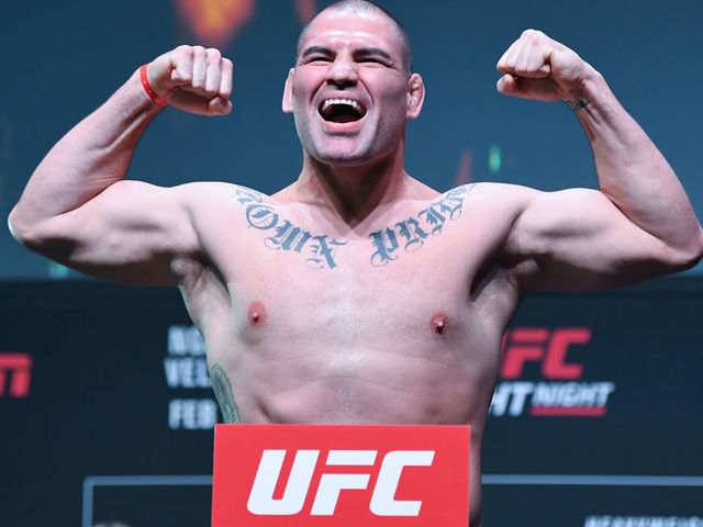 PHOENIX, ARIZONA - FEBRUARY 16: Cain Velasquez poses on the scale during the UFC Fight Night weigh-in at Comerica Theatre on February 16, 2019 in the Phoenix, Arizona.