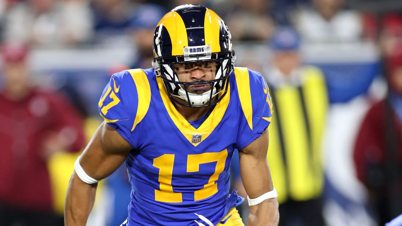 LOS ANGELES, CA - DECEMBER 16: Robert Woods #17 of the Los Angeles Rams in action during the game against the Philadelphia Eagles at the Los Angeles Memorial Coliseum on December 16, 2018 in Los Angeles, California . The Eagles defeated the Rams 30-23.