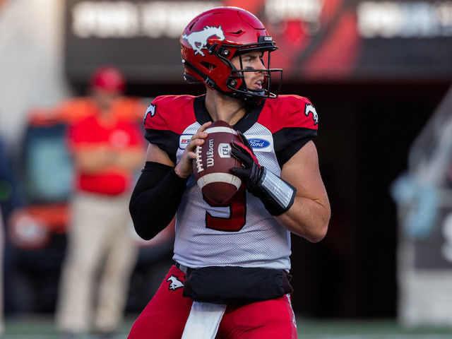 Redblacks sign Nick Arbuckle