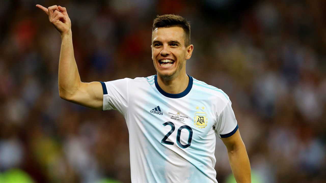 RIO DE JANEIRO, BRAZIL - JUNE 28: Giovani Lo Celso of Argentina celebrates after scoring the second goal of his team during the Copa America Brazil 2019 quarterfinal match between Argentina and Venezuela at Maracana Stadium on June 28, 2019 in Rio de Janeiro, Brazil.