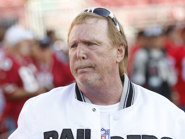 Raiders owner Mark Davis leaning toward holding games without fans - ESPN