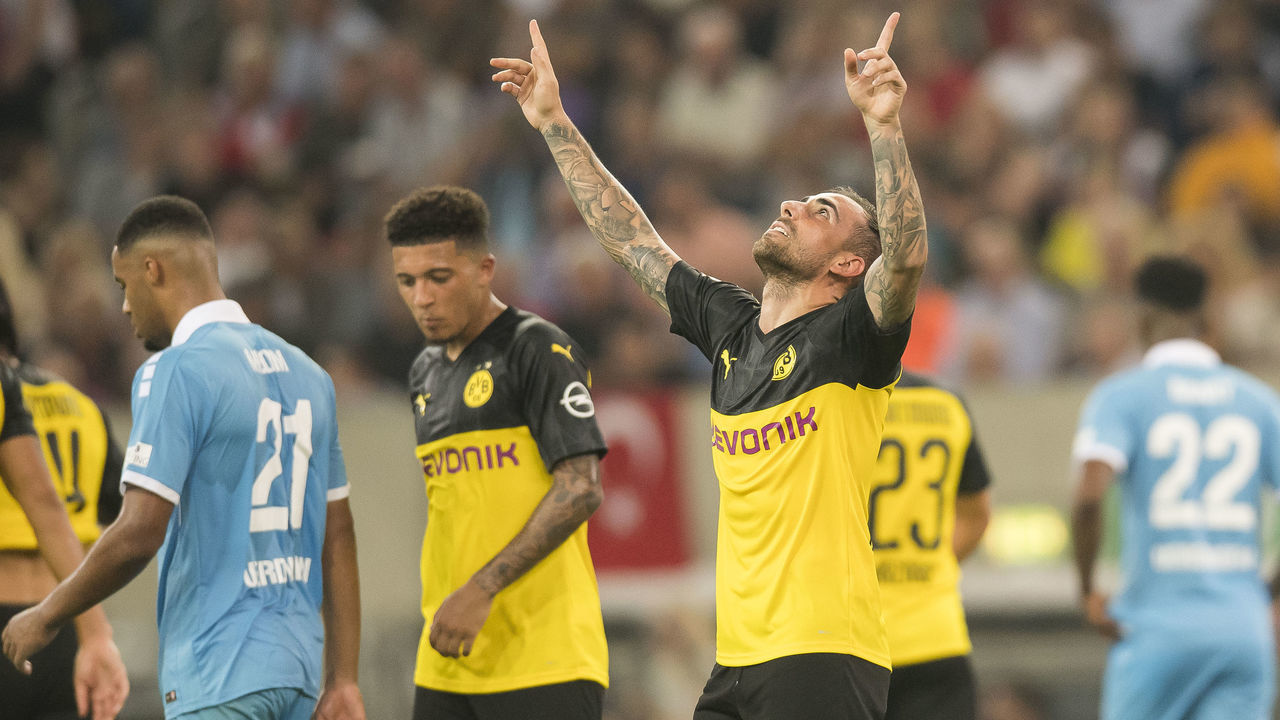 DUESSELDORF, GERMANY - AUGUST 09: Paco Alcacer of Borussia Dortmund celebrates his goal to the 0:2 during the DFB Cup match at the Merkur Spiel-Arena on August 09, 2019 in Dusseldorf, Germany.