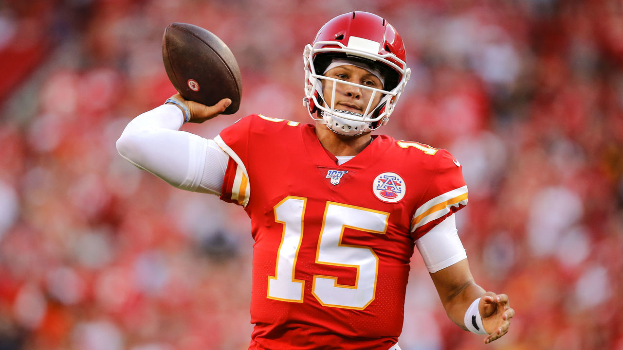 KANSAS CITY, MO - AUGUST 10: Patrick Mahomes #15 of the Kansas City Chiefs throws a first quarter pass against the Cincinnati Bengals during a preseason game at Arrowhead Stadium on August 10, 2019 in Kansas City, Missouri.