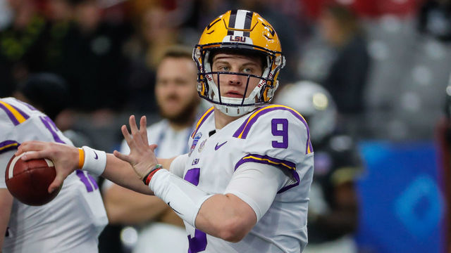 GLENDALE, AZ - JANUARY 01: LSU Tigers quarterback Joe Burrow (9) throws a pass before the college football game between the UCF Knights and the LSU Tigers on January 1, 2019 at State Farm Stadium in Glendale, Arizona.