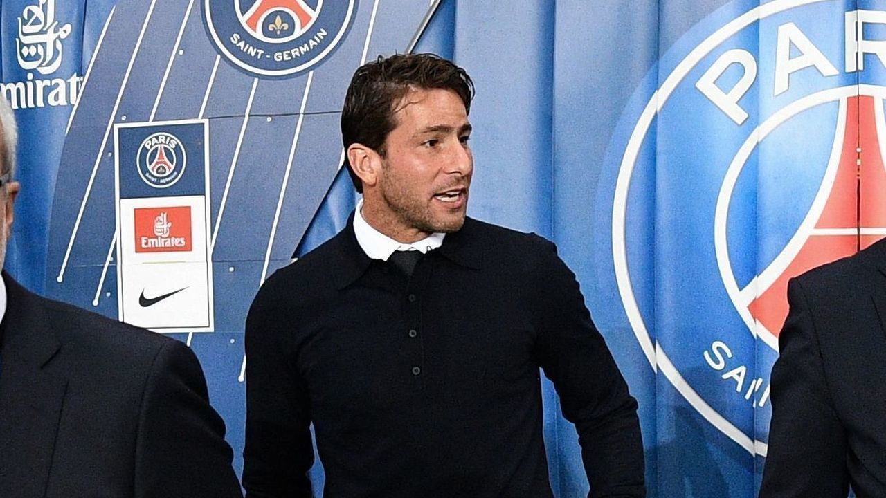 (From L) Paris Saint-Germain's chief of the formation center Jaime Teixeira, Paris Saint-Germain's Brazilian Sports Coordinator Maxwell and Paris Saint-Germain's Portuguese sporting director Antero Henrique arrive prior to the French L1 football match between Paris Saint-Germain (PSG) and Lille (LOSC) at the Stade des Princes, in Paris, November 2, 2018.
