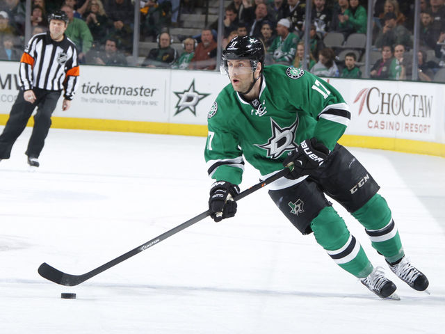 Stars' Peverley on surgery: 'It was successful and I'm still doing well'