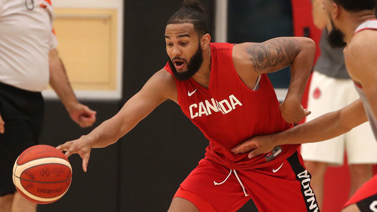 TORONTO, ON- AUGUST 5 - Corey Joseph reaches for a loose ball. The Canadian Men's Basketball Team hosts their first practice for the FIBA World Cup at the OVO Centre in Toronto. August 5, 2019. (Steve Russell/Toronto Star via Getty Images)