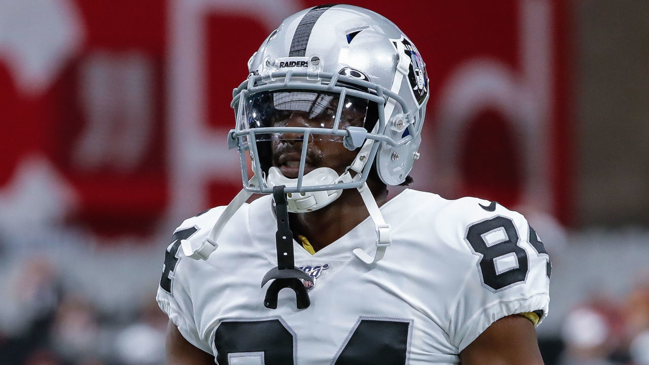 GLENDALE, AZ - AUGUST 15: Oakland Raiders wide receiver Antonio Brown (84) looks on before the NFL preseason football game between the Oakland Raiders and the Arizona Cardinals on August 15, 2019 at State Farm Stadium in Glendale, Arizona.