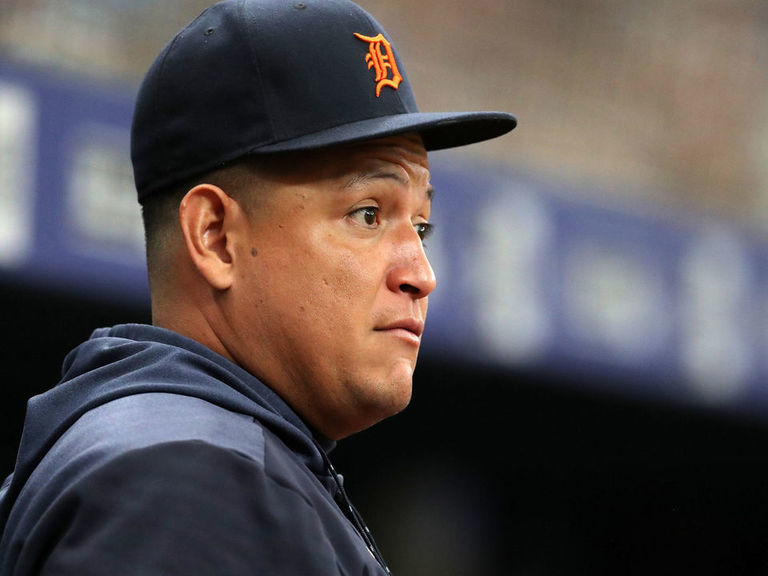 Detroit Tigers' Miguel Cabrera handed weak ejection after arguing check  swing