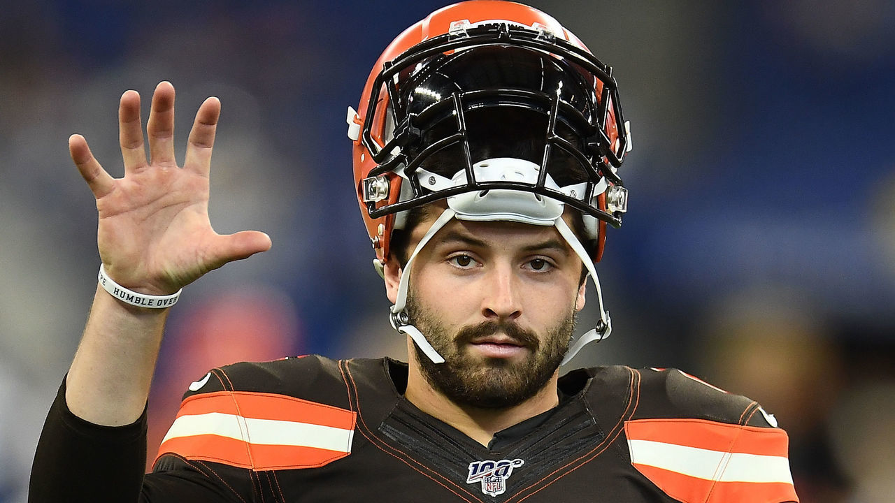 INDIANAPOLIS, INDIANA - AUGUST 17: Baker Mayfield #6 of the Cleveland Browns participates in warmups prior to a preseason game against the Indianapolis Colts at Lucas Oil Stadium on August 17, 2019 in Indianapolis, Indiana.