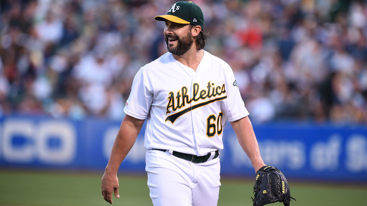 OAKLAND, CA - AUGUST 22: Oakland Athletics pitcher Tanner Roark (60) during the Major League baseball game between the New York Yankees and the Oakland Athletics at the Oakland-Alameda County Coliseum