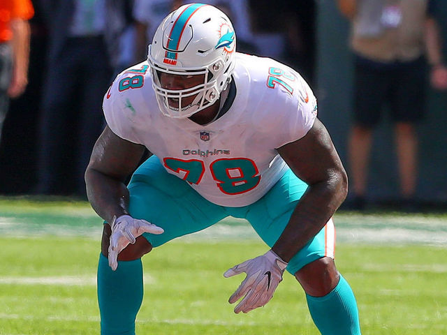 Houston Texans offensive lineman Laremy Tunsil (78) looks to block