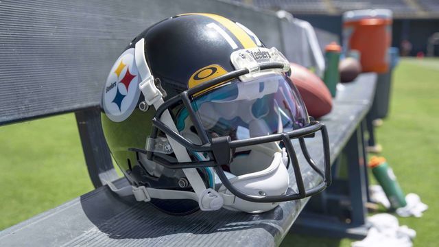 Oakley unveils tinted visors as part of new NFL deal