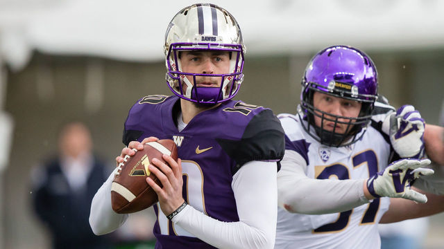 SEATTLE, WA - APRIL 21: Washington quarterback Jacob Eason (10) drops back for a pass during the University of Washington Spring Game at Husky Stadium on Saturday, April 21, 2018 in Seattle, WA.