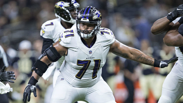 NEW ORLEANS, LA - AUGUST 31: Jermaine Eluemunor #71 of the Baltimore Ravens drops back to pass block during a preseason game against the New Orleans Saints at Mercedes-Benz Superdome on August 31, 2017 in New Orleans, Louisiana. The Ravens defeated the Saints 14-13.
