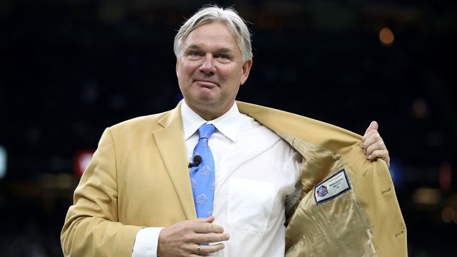 NEW ORLEANS, LA - DECEMBER 17: Former New Orleans Saints kicker Morten Andersen stands on the field as he receives his pro football hall of fame ring during halftime at Mercedes-Benz Superdome on December 17, 2017 in New Orleans, Louisiana.
