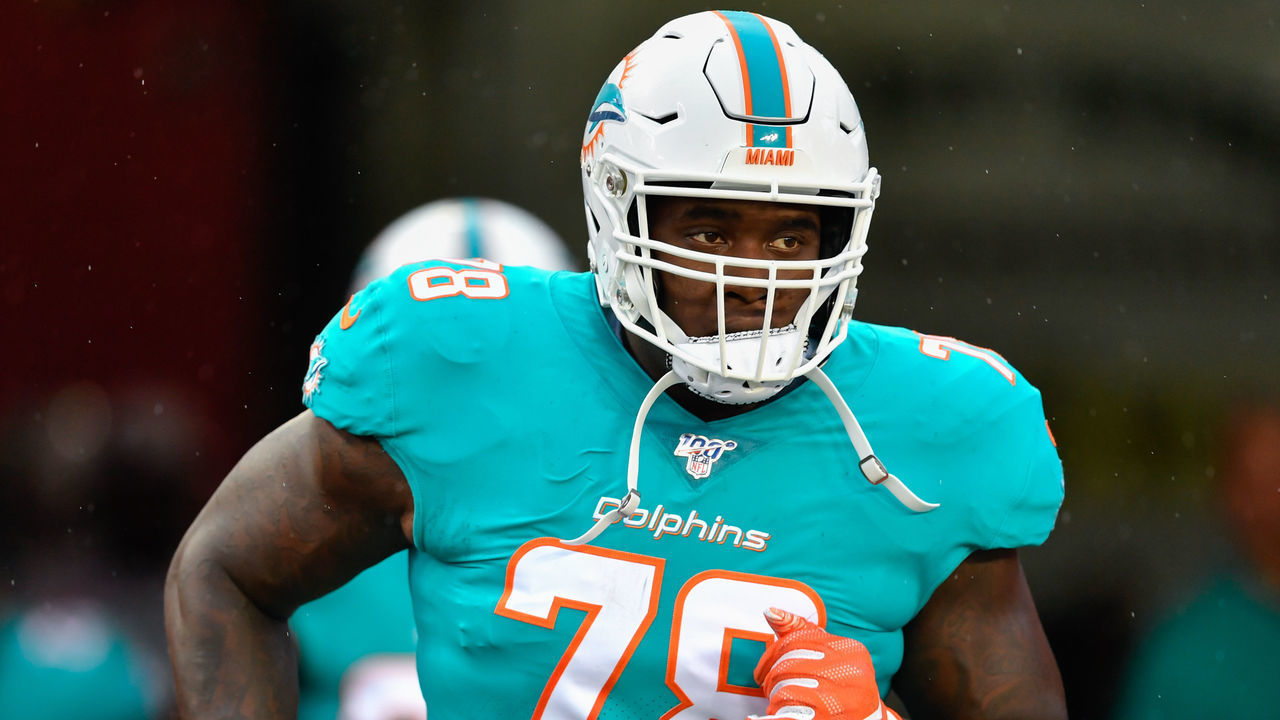 TAMPA, FL - AUGUST 16: Miami Dolphins offensive tackle Laremy Tunsil (78) enters the field prior to the first half of an NFL preseason game between the Miami Dolphins and the Tampa Bay Bucs on August 16, 2019, at Raymond James Stadium in Tampa, FL.
