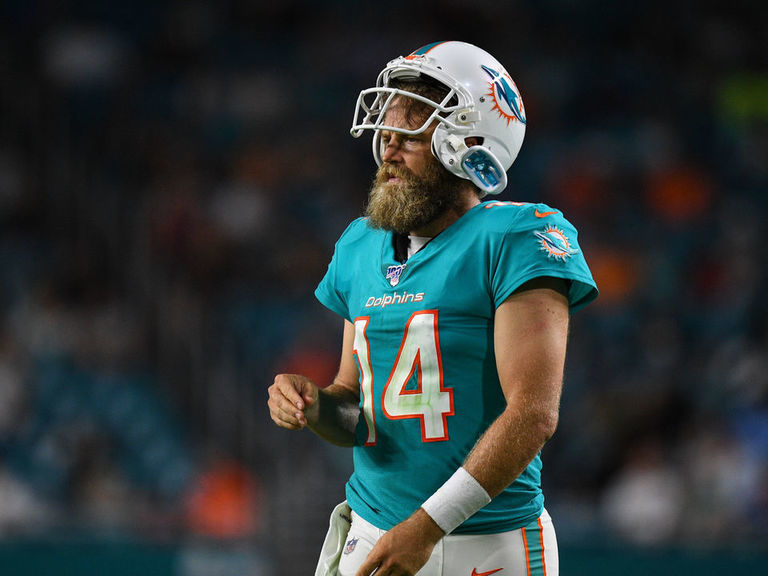 Ryan Fitzpatrick leaves Miami Dolphins after death of his mother