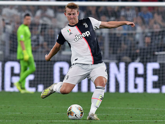 Juventus De Ligt Wins Kopa Trophy As World S Top Under 21 Player Thescore Com