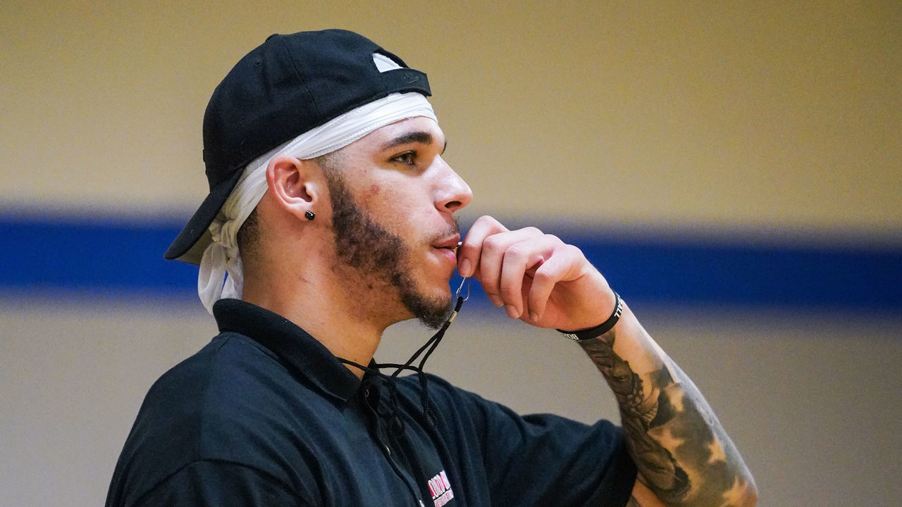 RANCHO CUCAMONGA, CALIFORNIA - AUGUST 11: Lonzo Ball blows his whistle at his first annual basketball camp on August 11, 2019 in Rancho Cucamonga, California.