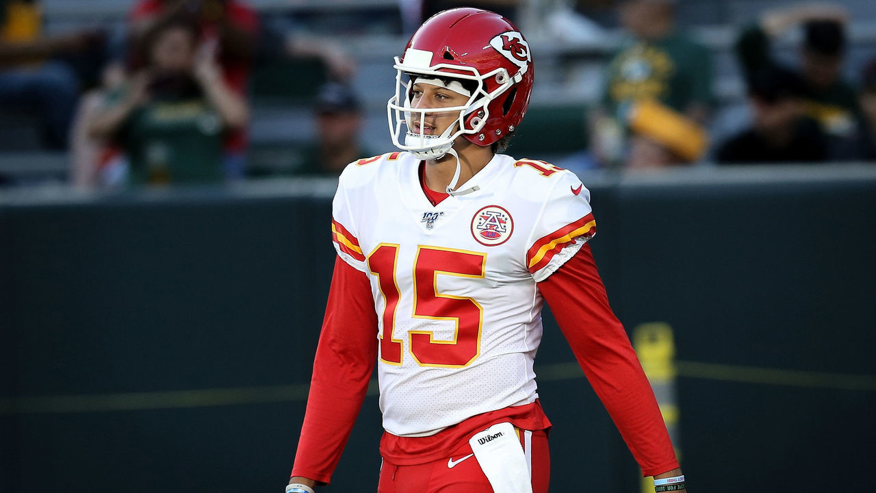 GREEN BAY, WISCONSIN - AUGUST 29: Patrick Mahomes #15 of the Kansas City Chiefs warms up before a preseason game against the Green Bay Packers at Lambeau Field on August 29, 2019 in Green Bay, Wisconsin.