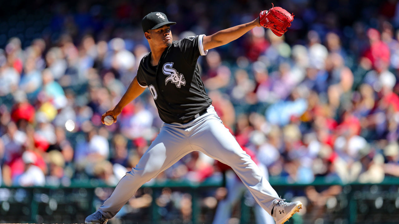 CLEVELAND, OH - SEPTEMBER 05: Chicago White Sox starting pitcher Reynaldo Lopez (40) delivers a pitch to the plate during the first inning of the Major League Baseball game between the Chicago White Sox and Cleveland Indians on September 5, 2019, at Progressive Field in Cleveland, OH.