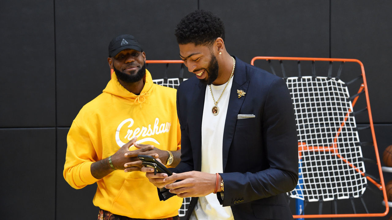 EL SEGUNDO, CA - JULY 13 : Lebron James #23 and Anthony Davis #3 of the Los Angeles Lakers during a press conference on July 13, 2019 at the UCLA Health Training Center in El Segundo, California. NOTE TO USER: User expressly acknowledges and agrees that, by downloading and/or using this photograph, user is consenting to the terms and conditions of the Getty Images License Agreement. Mandatory Copyright Notice: Copyright 2019 NBAE