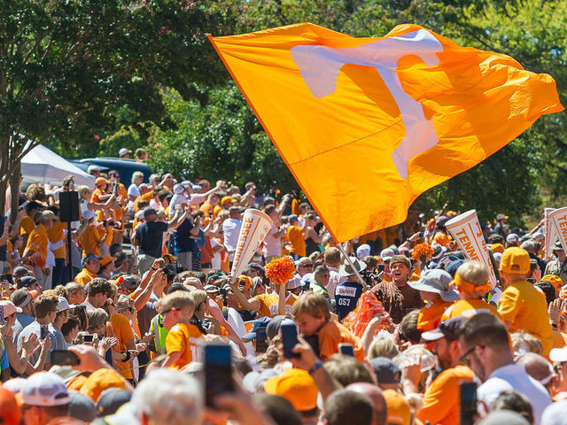 Tennessee adding talent fee to ticket prices to help pay | theScore