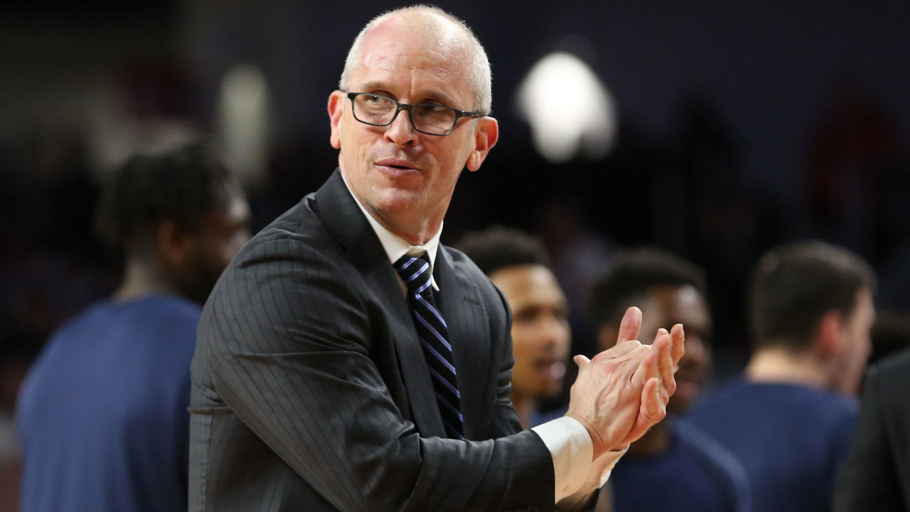 CINCINNATI, OH - JANUARY 12: Connecticut Huskies head coach Dan Hurley reacts during the game against the Connecticut Huskies and the Cincinnati Bearcats on January 12th 2019, at Fifth Third Arena in Cincinnati, OH.