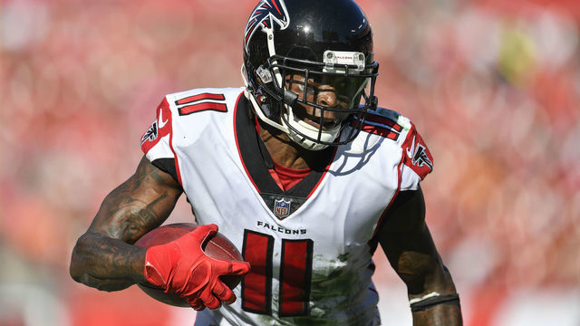 TAMPA, FL - DECEMBER 30: Atlanta Falcons wide receiver Julio Jones (11) during the second half of an NFL game between the Atlanta Falcons and the Tampa Bay Bucs on December 30, 2018, at Raymond James Stadium in Tampa, FL.