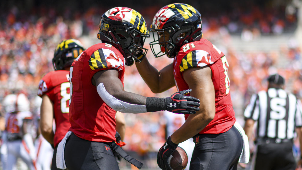 COLLEGE PARK, MD - SEPTEMBER 7: Maryland Terrapins tight end Tyler Mabry (81) is congratulated after catching a 7 yard touchdown pass by tight end Chigoziem Okonkwo (9) in the first quarter against the Syracuse Orange on September 7, 2019, at Capital One Field at Maryland Stadium in College Park, MD. Photo by Mark Goldman/Icon Sportswire via Getty Images)