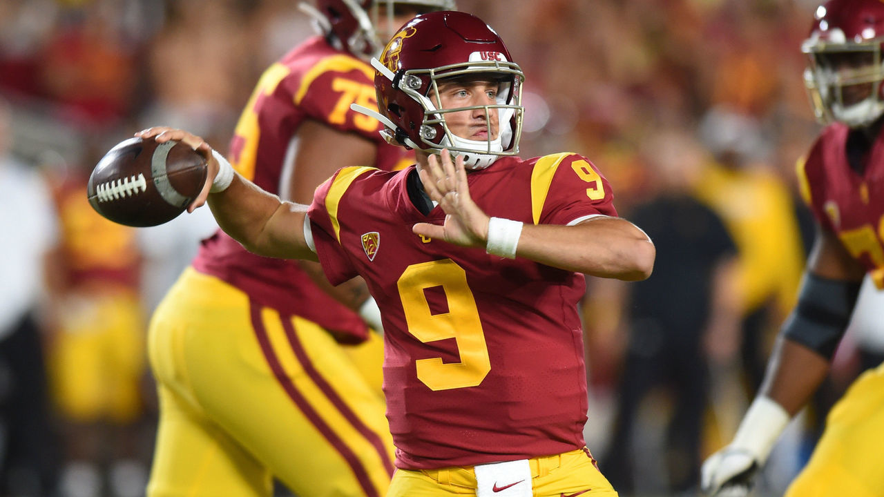LOS ANGELES, CA - SEPTEMBER 07: USC (9) Kedon Slovis (QB) throws a pass during a college football game between the Stanford Cardinal and the USC Trojans on September 07, 2019, at the Los Angeles Memorial Coliseum in Los Angeles, CA.