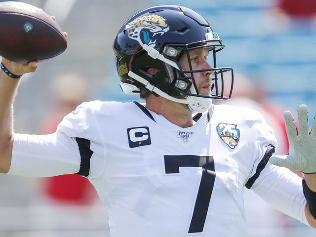 JACKSONVILLE, FLORIDA - SEPTEMBER 08: Nick Foles #7 of the Jacksonville Jaguars throws a pass during warmups before a game against the Kansas City Chiefs at TIAA Bank Field on September 08, 2019 in Jacksonville, Florida.