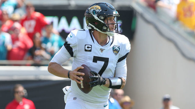 JACKSONVILLE, FL - SEPTEMBER 08: Jacksonville Jaguars Quarterback Nick Foles (7) during the game between the Kansas City Chiefs and the Jacksonville Jaguars on September 8, 2019 at TIAA Bank Field in Jacksonville, Fl.