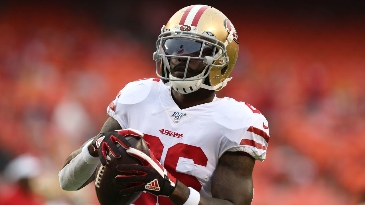 KANSAS CITY, MO - AUGUST 24: San Francisco 49ers running back Tevin Coleman (26) before an NFL preseason game between the San Francisco 49ers and Kansas City Chiefs on August 24, 2019 at Arrowhead Stadium in Kansas City, MO.