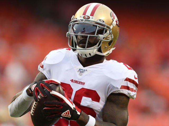 KANSAS CITY, MO - AUGUST 24: San Francisco 49ers running back Tevin Coleman (26) before an NFL preseason game between the San Francisco 49ers and Kansas City Chiefs on August 24, 2019 at Arrowhead Stadium in Kansas City, MO.